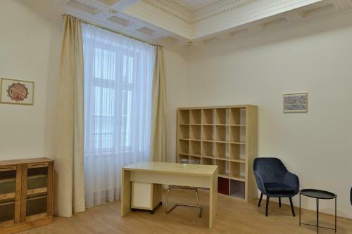 Kolonada Luxury 2 Bedroom Apartment With Balcony