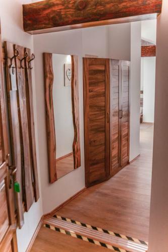 Hostal Apartments & Room Lucas