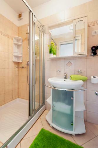 Hostal Apartment & Rooms Graciela