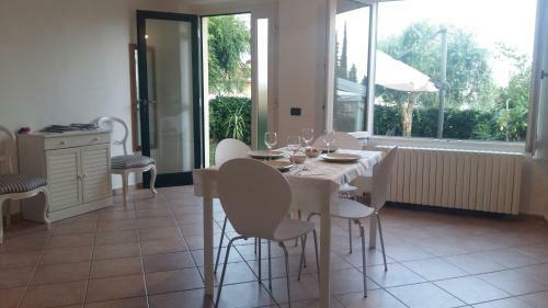 Locazione Turistica Con Giardino