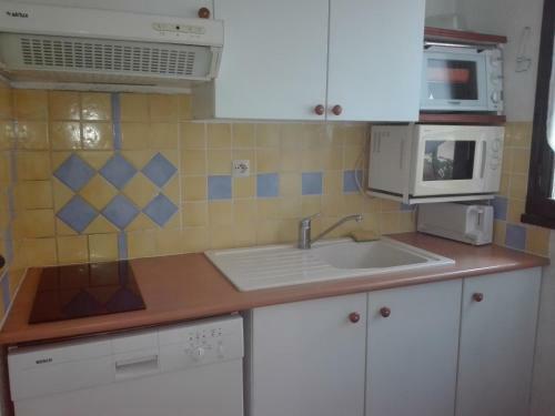 Mas Dans R�sidence Avec Grande Piscine