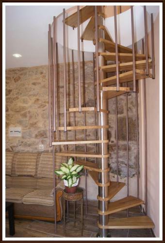 Apartamento En Zona Rustica De Camari�as