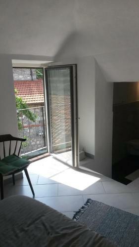 Hostal Vinimar Guest House