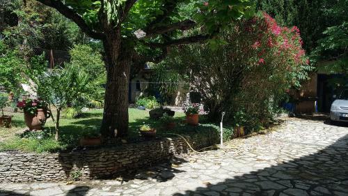 Bed & Breakfast Chambres D'h�tes Les Arbousiers