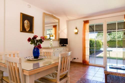 Apartamentos Villa 4 Seasons