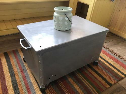 Tin Can Glamping Caravan