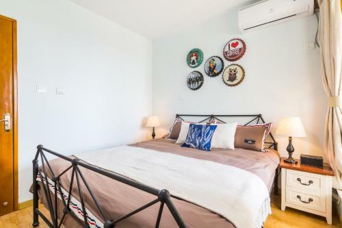 Hotel Qingdao Shinan�wusi Square