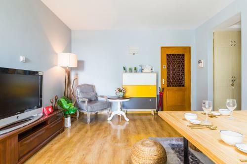 Hotel Qingdao Shinan�wusi Square