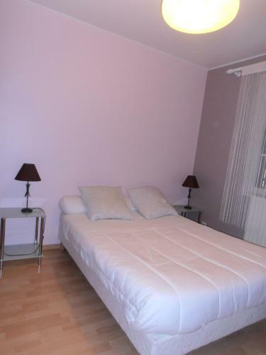 Hostal Chambres Sous Les Vignes Du Buttois