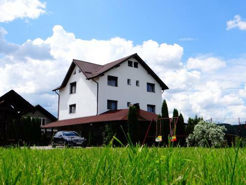 Hostal Pensiunea Lacul Albesti