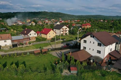 Hostal Pensiunea Lacul Albesti
