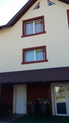Hostal Pensiunea Lacul Albesti