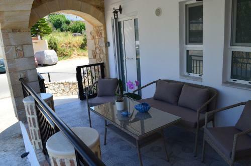 Mv House Agia Marina