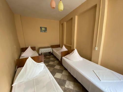 Hostal Home Stay On Kyakhba 11