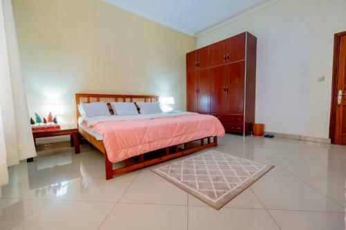 Bed & Breakfast Empathy Manor