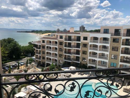 Valencia Gardens Luxury Apartments