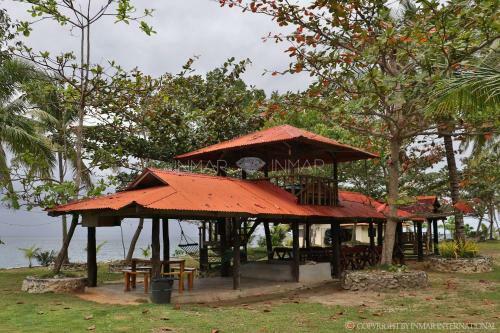 Hotel Cupid's Cabin Resort