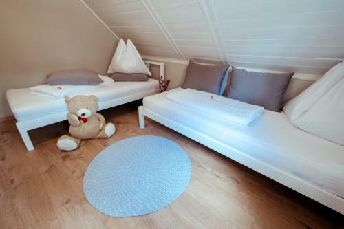 Part Apartman Si�fok - A - Priv�t V�zparttal