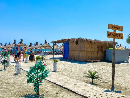 Mamaia North Apartments