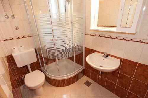 Apartments Ivo
