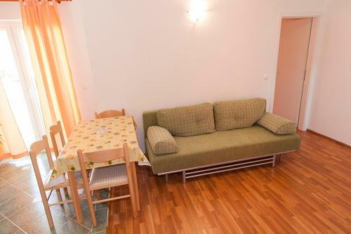 Apartments Ivo