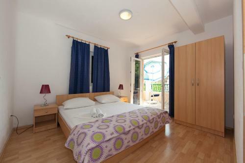 Apartments Ivo