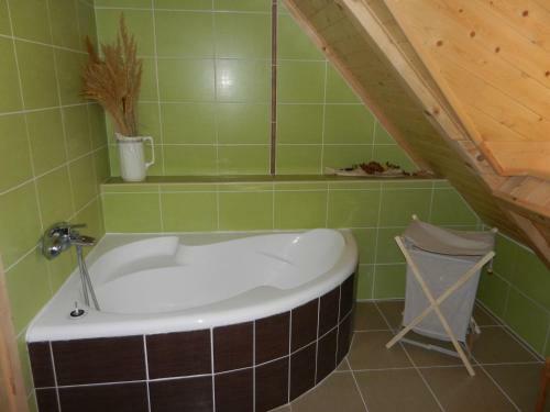 Traditional Cottage At Lake Balaton