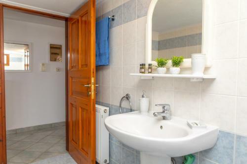 Apartamento Drosia Residence 150m From Saint George Beach