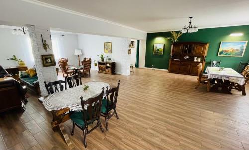 Hostal Babie Lato