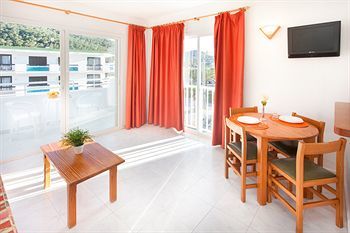 Oasis Sa Tanca Apartamentos