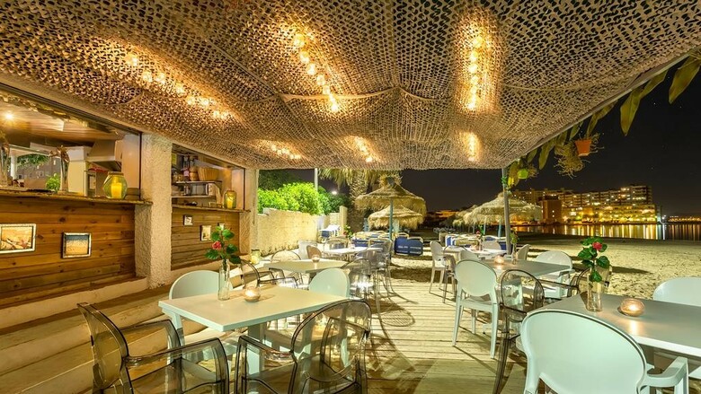 Hotel Iz�n Cavanna