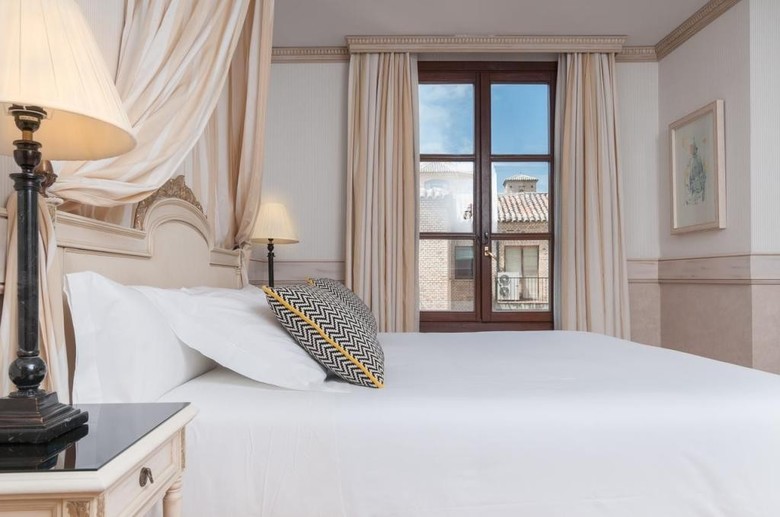 Hotel Eugenia De Montijo, Autograph Collection