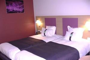 Hotel Holiday Inn Loire Valley(.)