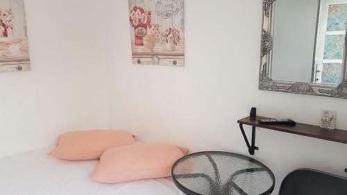 Hostal Casa Ambrozia
