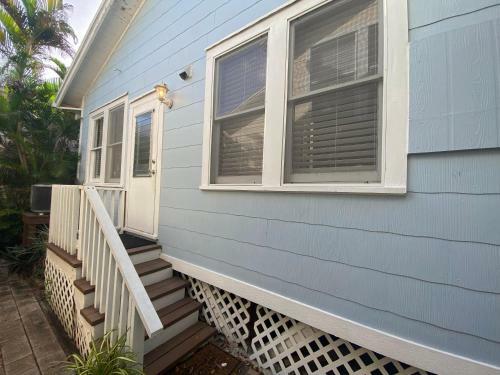 2101 Estero Blvd #3