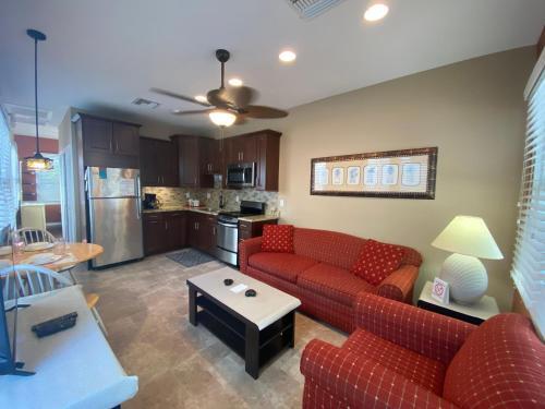 2101 Estero Blvd #3