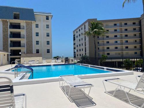 Island House Beach Club 4a