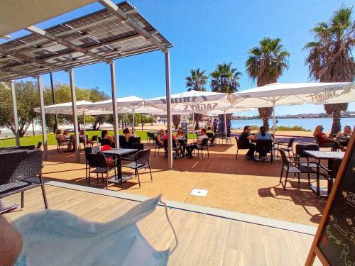 Sesimbra Sea Apartment Shared Pool & Beach