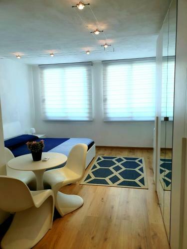 Hostal Central City Rooms