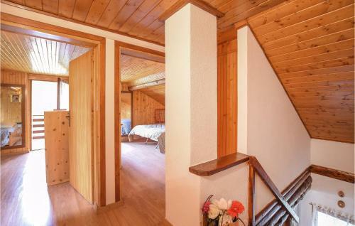 Nice Home In Lamon (bl) W/ 3 Bedrooms