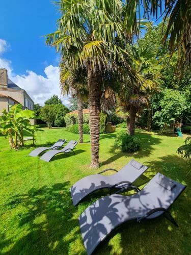 Apartamento G�te "dans Les Airs", Avec Piscine Chauff�e