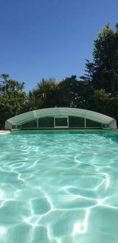 Apartamento G�te "dans Les Airs", Avec Piscine Chauff�e