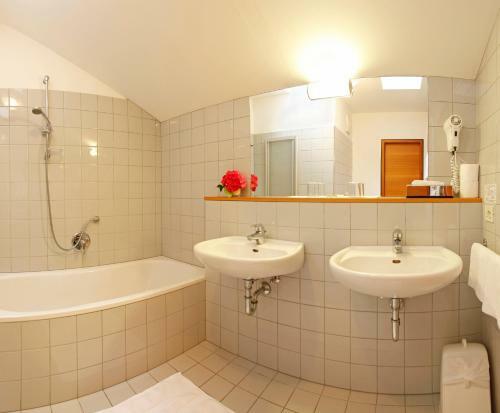 Hotel Tiroler Kreuz