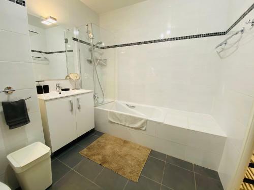 Apartamento Luxury Flat Nice Panoramic View - Swimming Pool - Parking - Terrace