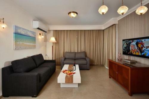 Achziv Island Apartments