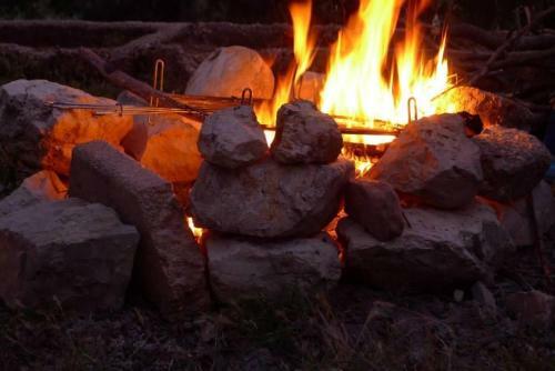 Shkolla Hostel & Camping