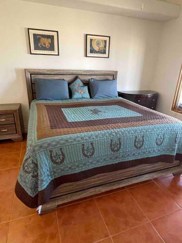 Peaceful Sw-style Ranch Home In Wine Country