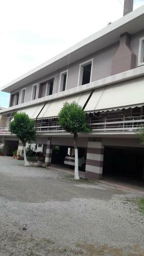 Tsakalos Apartments
