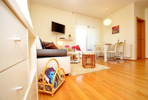 Apartment Vacation In Zadar - Mirna