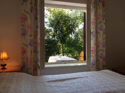 Hostal Rooms And Apartment Lia